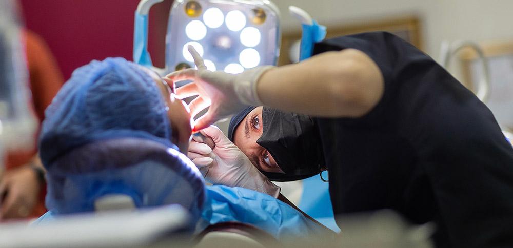 “Dental Implants Antalya UK Patients”: Your Guide to All-on-4 and All-on-6 Solutions