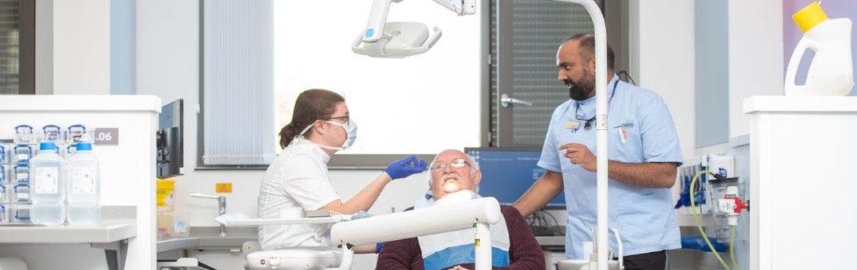 Evaluating Your Dentist's Experience and Success Stories with UK Patients